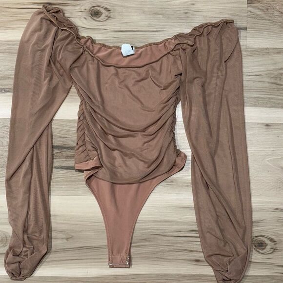 Windsor Tan Ruched Bodysuit Women’s Small - Picture 1 of 3